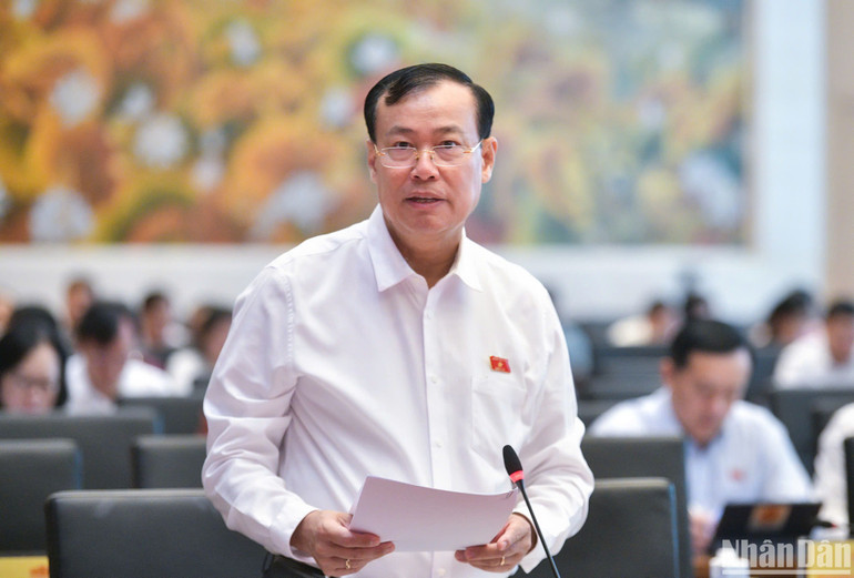 Chủ nhiệm Ủy ban Quốc phòng và An ninh Lê Tấn Tới. (Ảnh: DUY LINH)