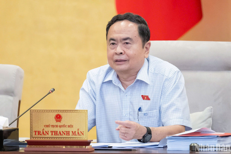 Chủ tịch Quốc hội Trần Thanh Mẫn phát biểu ý kiến tại phiên họp. (Ảnh: DUY LINH) Chủ tịch Quốc hội Trần Thanh Mẫn phát biểu ý kiến tại phiên họp. (Ảnh: DUY LINH)
