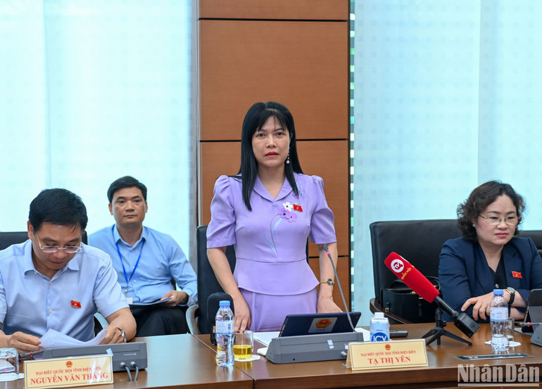 Đại biểu Tạ Thị Yên (đoàn Điện Biên). (Ảnh: DUY LINH)