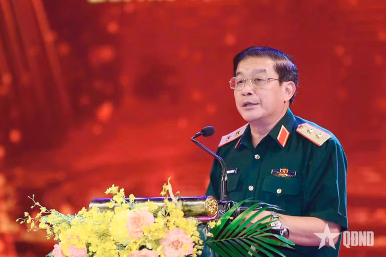 Trung tướng Trương Thiên Tô, Phó Chủ nhiệm Tổng cục Chính trị Quân đội nhân dân Việt Nam, Trưởng Ban chỉ đạo Cuộc thi phát biểu tại sự kiện tổng kết, trao giải.