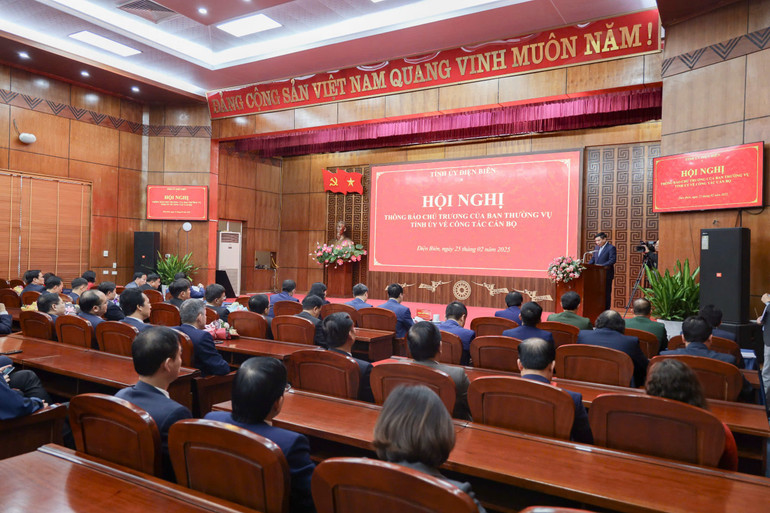 Quang cảnh hội nghị.