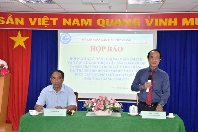 Giám đốc Sở Công thương tỉnh Tiền Giang Lưu Văn Phi thông tin một số nội dung tổ chức hội nghị.