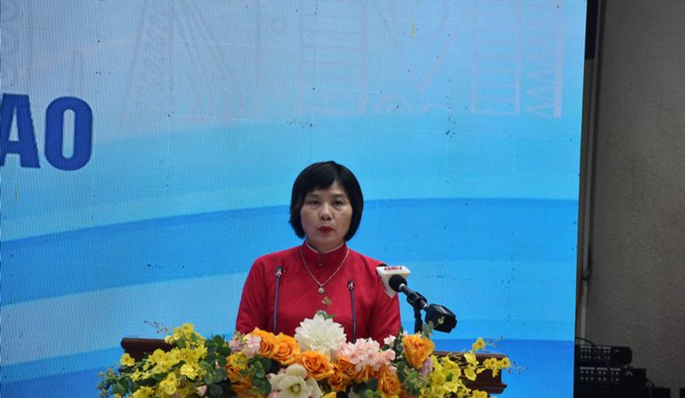 Đồng chí Đỗ Thị Thu Hằng tổng kết 17 năm Giải Báo chí quốc gia.