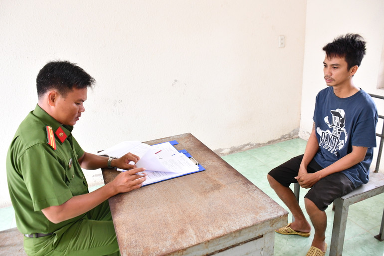 Đối tượng Trương Thanh Lợi tại cơ quan điều tra.