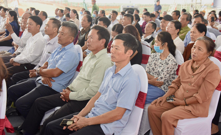 Các đại biểu tham dự lễ phát động.