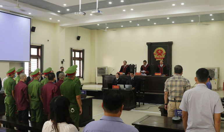 Quang cảnh phiên tòa phúc thẩm vụ Tịnh thất Bồng Lai.