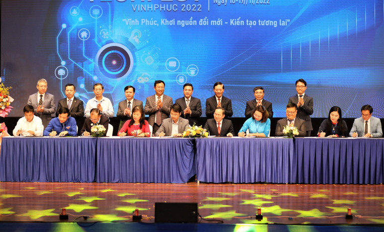 Ký kết chương trình hỗ trợ xây dựng, phát triển hệ sinh thái khởi nghiệp đổi mới sáng tạo tỉnh Vĩnh Phúc.