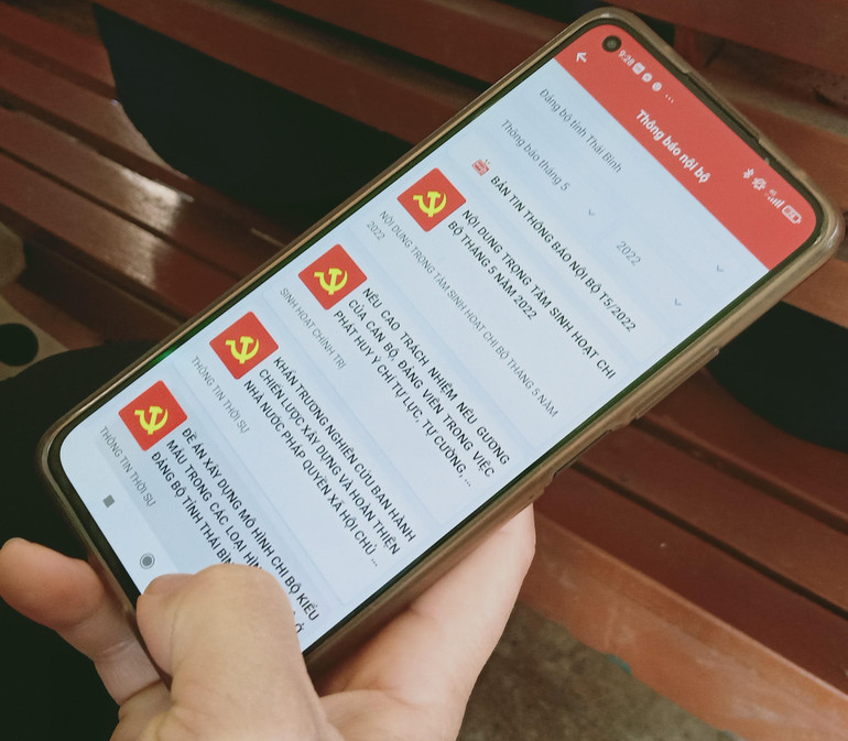 Bản tin nội bộ gửi các đảng viên được cập nhật thường xuyên trên phần mềm “Sổ tay đảng viên điện tử”.