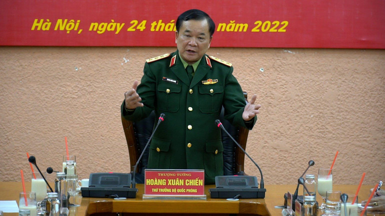 Thượng tướng Hoàng Xuân Chiến phát biểu tại buổi trao quyết định.