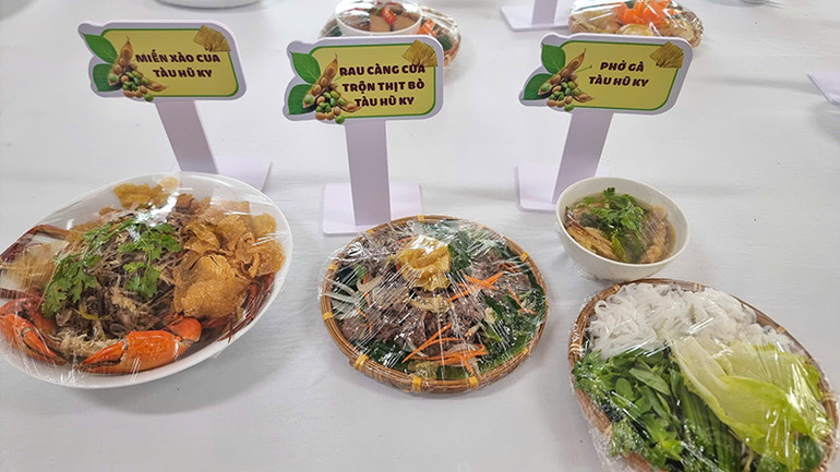 Những món ăn chế biến từ tàu hũ ky. Những món ăn chế biến từ tàu hũ ky.