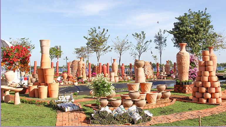 Gốm đỏ - sản phẩm đặc trưng Vĩnh Long.