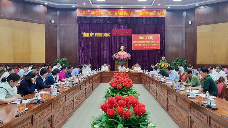 Quang cảnh hội nghị.