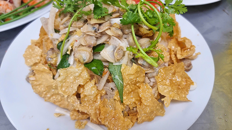 Những món ăn chế biến từ tàu hũ ky. Những món ăn chế biến từ tàu hũ ky.