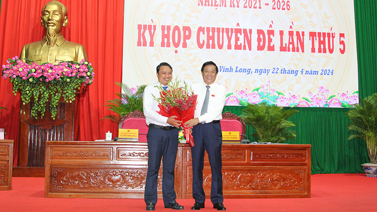 Ông Nguyễn Thanh Cần được bầu làm Trưởng Ban Kinh tế-Ngân sách Hội đồng nhân dân tỉnh Vĩnh Long khóa 10, nhiệm kỳ 2021-2026.