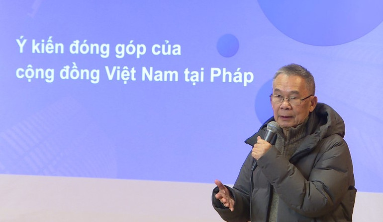 Giáo sư Lê Văn Cường nhận định về tầm quan trọng của sự tham vấn từ các chuyên gia Pháp và châu Âu. (Ảnh: MINH DUY)