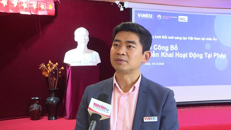 Theo ông Phạm Huy Hoàng, Chủ tịch Mạng lưới Đổi mới sáng tạo Việt Nam tại châu Âu, ViNEU nỗ lực tìm kiếm các giải pháp từ những trí thức kiều bào nhằm thúc đẩy đổi mới sáng tạo tại Việt Nam. (Ảnh: MINH DUY)
