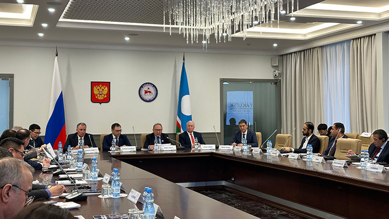 Ông Fedotov Andrey phát biểu tại buổi thuyết trình. (Ảnh: THÙY VÂN)