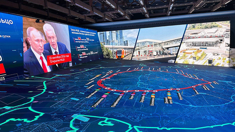 Theo các chuyên gia, chi phí sở hữu nền tảng CNTT dựa trên các giải pháp của Nga sẽ giảm dần theo thời gian. (Ảnh: THÙY VÂN)