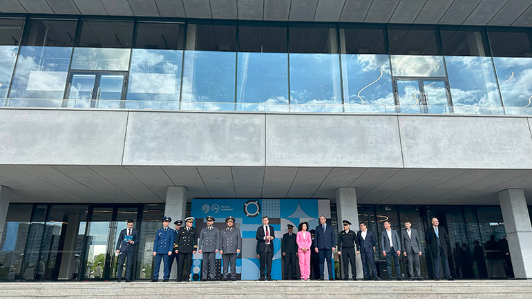 Chính quyền thành phố quan tâm phát triển các bến tàu trên sông của thành phố. (Ảnh: THÙY VÂN)