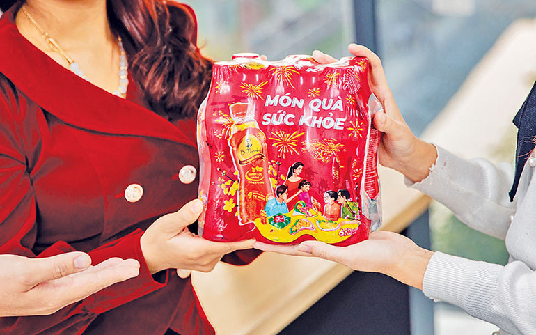 Trà thanh nhiệt Dr Thanh, món quà sức khỏe, tươi trẻ đón xuân.