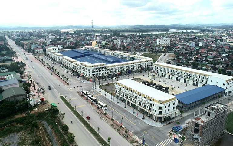 Đổi thay ở thị trấn Đô Lương hôm nay. (Ảnh Huy Khôi) Đổi thay ở thị trấn Đô Lương hôm nay. (Ảnh Huy Khôi)