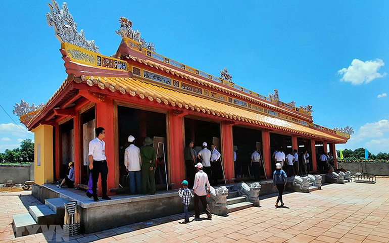 Đền thờ vua Hàm Nghi và các tướng sĩ Cần Vương ở xã Cam Chính, huyện Cam Lộ.