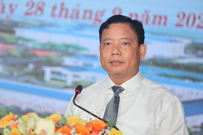 Phó Chủ tịch Ủy ban nhân dân tỉnh Long An Phạm Tấn Hòa phát biểu.