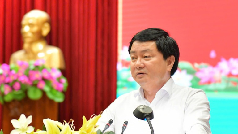 Bí thư Tỉnh ủy Long An Nguyễn Văn Quyết phát biểu chỉ đạo.