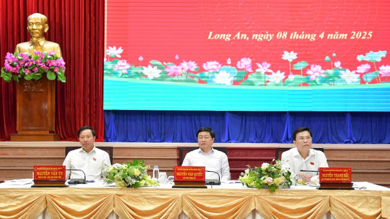 Lãnh đạo tỉnh Long An chủ trì Hội nghị Tỉnh ủy lần thứ 19.