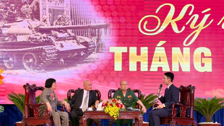 Tạo đàm ký ức 30/4 lịch sử.