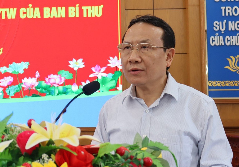 Phó Trưởng Ban Kinh tế Trung ương Nguyễn Hồng Sơn phát biểu tại buổi làm việc.