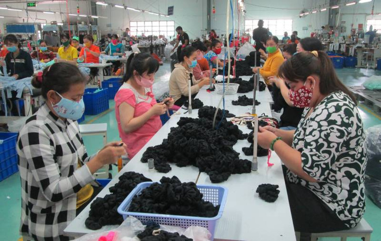 Công nhân trong các khu công nghiệp tỉnh Long An rất cần căn nhà ở xã hội để an cư lạc nghiệp.