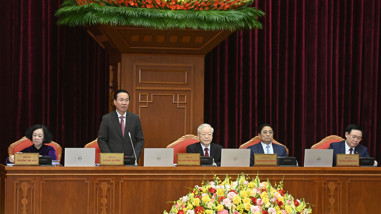 Ủy viên Bộ Chính trị, Chủ tịch nước Võ Văn Thưởng điều hành Phiên khai mạc hội nghị. (Ảnh: ĐĂNG KHOA)