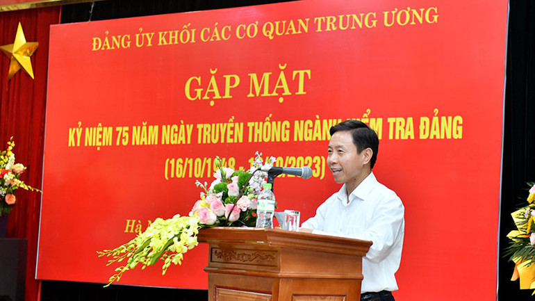 Phó Bí thư, Chủ nhiệm Ủy ban Kiểm tra Đảng ủy Bộ Nông nghiệp và Phát triển nông thôn Nguyễn Văn Trường chia sẻ kinh nghiệm làm công tác kiểm tra, giám sát.