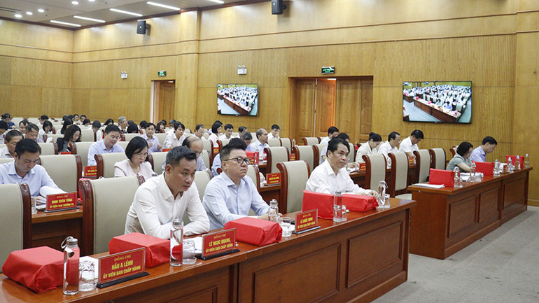 Các đại biểu tham dự Hội nghị.