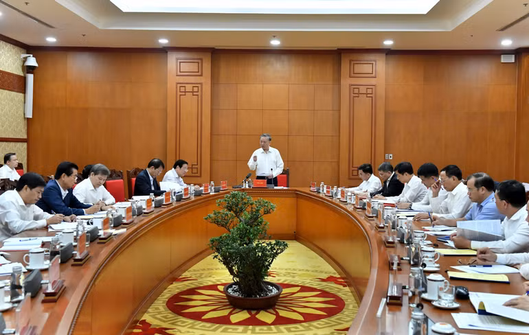 Toàn cảnh cuộc họp Thường trực Ban Chỉ đạo Trung ương về phòng, chống tham nhũng, lãng phí, tiêu cực. (Ảnh: ĐĂNG KHOA) Toàn cảnh cuộc họp Thường trực Ban Chỉ đạo Trung ương về phòng, chống tham nhũng, lãng phí, tiêu cực. (Ảnh: ĐĂNG KHOA)