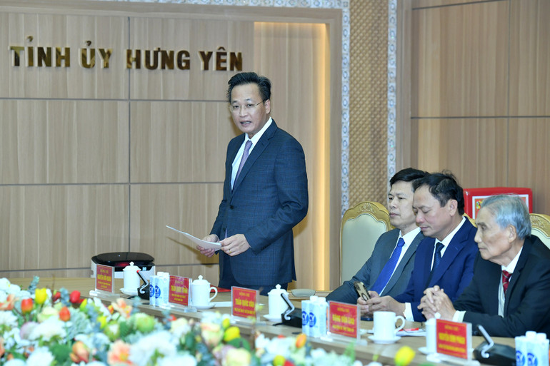 Bí thư Tỉnh ủy Hưng Yên Nguyễn Hữu Nghĩa phát biểu tại buổi làm việc. (Ảnh: Đăng Khoa)