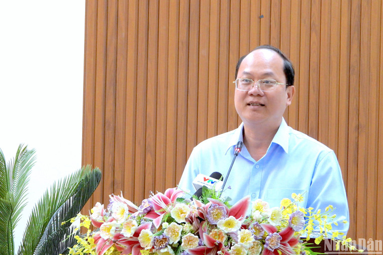 Bí thư Tỉnh ủy Cà Mau Nguyễn Hồ Hải phát biểu chỉ đạo tại hội nghị sơ kết xóa nhà tạm, nhà dột nát vào chiều 14/4.