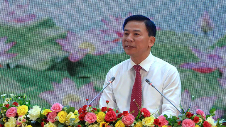 Đồng chí Đỗ Trọng Hưng, Phó Trưởng Ban Tổ chức Trung ương công bố Quyết định của Bộ Chính trị về nhân sự chủ chốt tại Cà Mau.