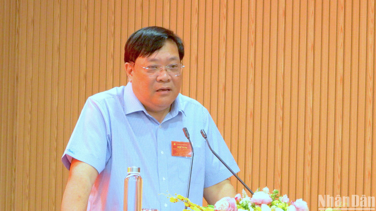 Chủ tịch Ủy ban nhân dân tỉnh Cà Mau Phạm Thành Ngại phát biểu tại hội nghị. Chủ tịch Ủy ban nhân dân tỉnh Cà Mau Phạm Thành Ngại phát biểu tại hội nghị.