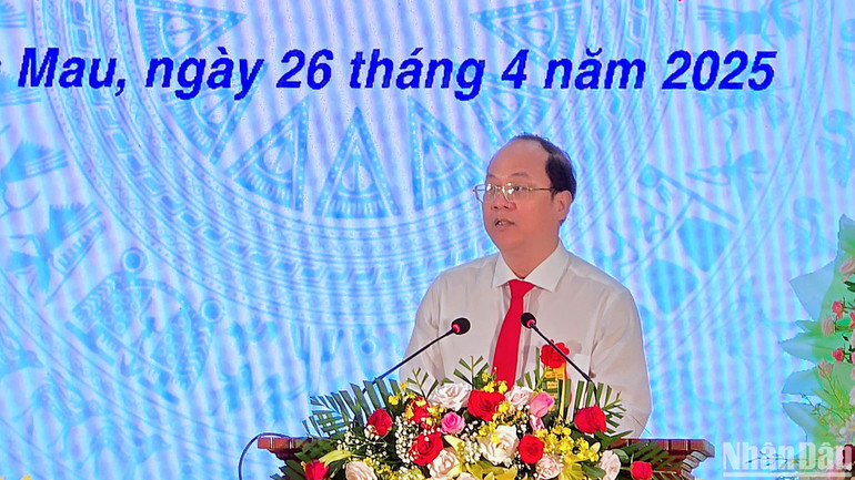 Bí thư Tỉnh ủy Cà Mau Nguyễn Hồ Hải đọc diễn văn tại buổi họp mặt.