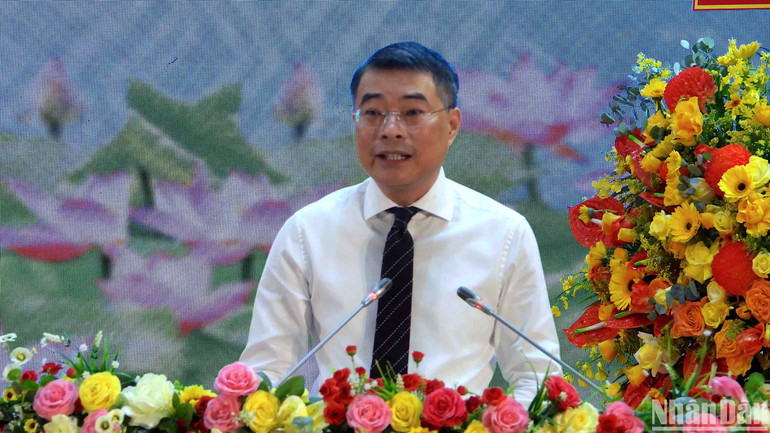 Trưởng Ban Tổ chức Trung ương Lê Minh Hưng phát biểu giao nhiệm vụ đối với tân Bí thư Tỉnh ủy Cà Mau.