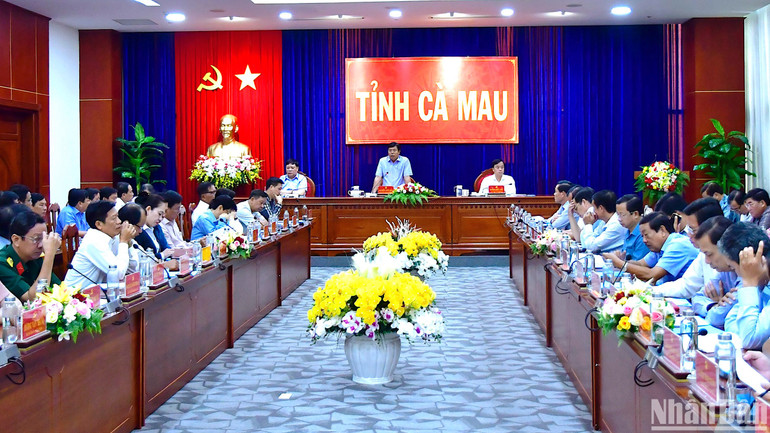 Hội nghị cán bộ chủ chốt giới thiệu quy hoạch cán bộ cấp chiến lược Ban chấp hành Trung ương Đảng Khóa XIV, nhiệm kỳ 2026-2031 tại Cà Mau.