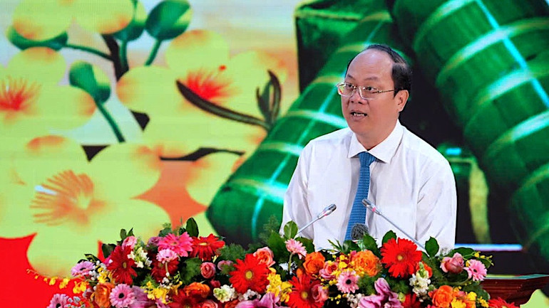 Bí thư Tỉnh ủy Cà Mau Nguyễn Hồ Hải phát biểu tại buổi họp mặt. Bí thư Tỉnh ủy Cà Mau Nguyễn Hồ Hải phát biểu tại buổi họp mặt.