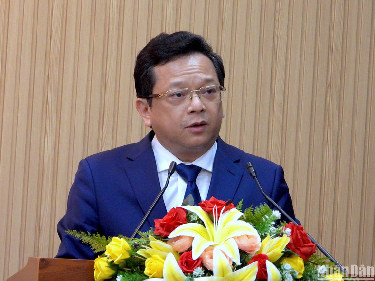 Tân Phó Bí thư Tỉnh ủy Cà Mau Nguyễn Đức Hiển hứa hẹn tại buổi tiếp nhận nhiệm vụ mới.