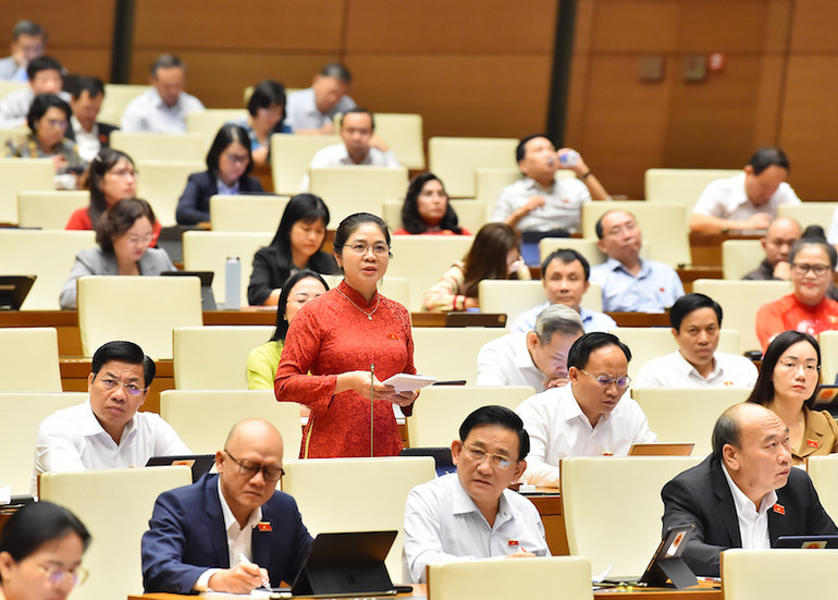 Đại biểu Leo Thị Lịch (đoàn Bắc Giang). (Ảnh: Thủy Nguyên)