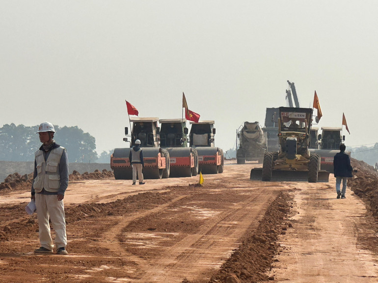 Tỷ lệ giải ngân của Bộ Giao thông vận tải tiếp tục cao hơn mức trung bình cả nước (10,35%).