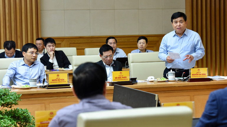 Bộ trưởng Kế hoạch và Đầu tư Nguyễn Chí Dũng phát biểu.