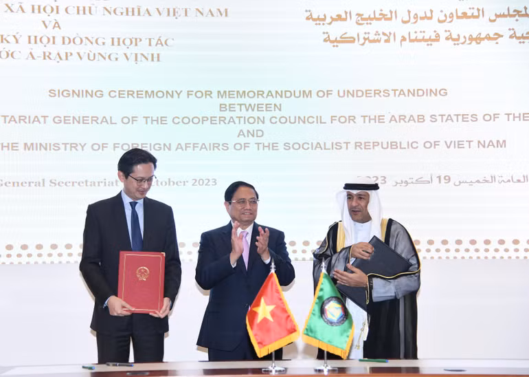 Thủ tướng chứng kiến Lễ ký Biên bản ghi nhớ giữa Bộ Ngoại giao Việt Nam với Ban Thư ký GCC.