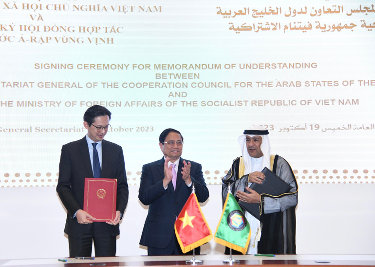 Thủ tướng chứng kiến Lễ ký Biên bản ghi nhớ giữa Bộ Ngoại giao Việt Nam với Ban Thư ký GCC.